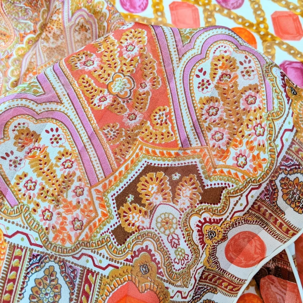 LIVE SHOW ITEM 💥 Christian Dior silk scarf